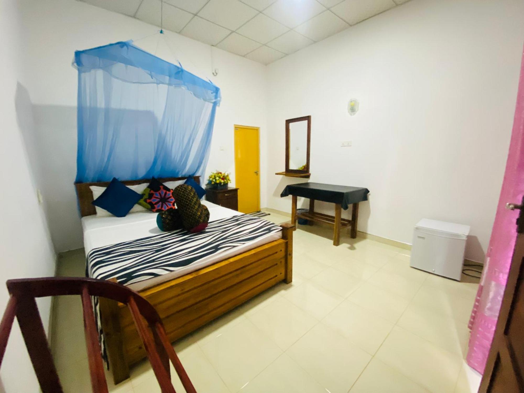 Priyavimana Resort Habarana Extérieur photo